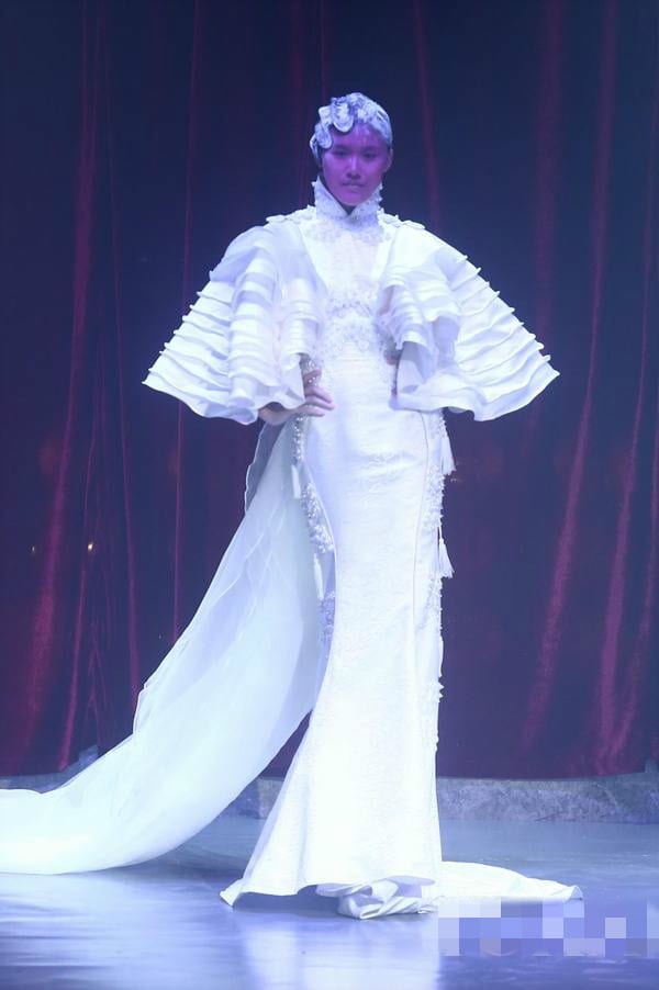 要逆天了，這幾款婚紗設計絕逼亮瞎你滴眼！  第3張