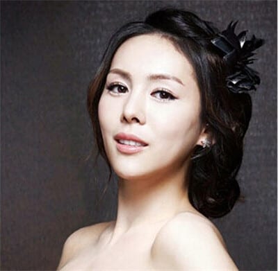 最美韓式婚紗照新娘發(fā)型  第2張