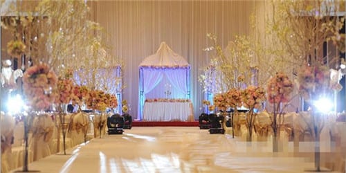 西式婚禮現(xiàn)場布置技巧 打造難忘西式婚禮 第2張