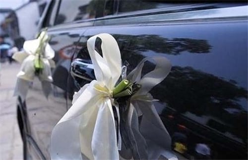 婚車裝飾用品材料有哪些　常用的婚車裝飾品