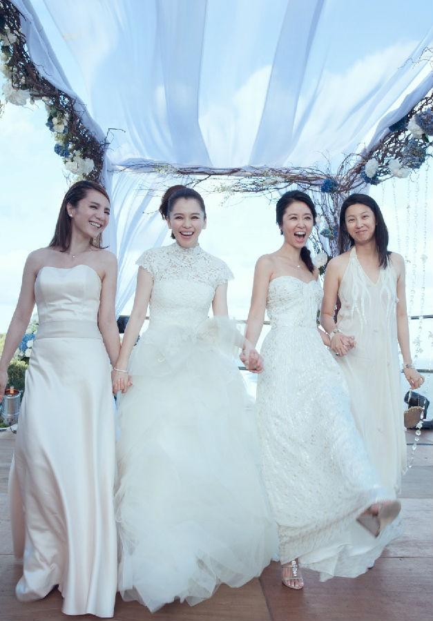 是不是塑料姐妹情，從她給你選伴娘服就看出來了！  第14張