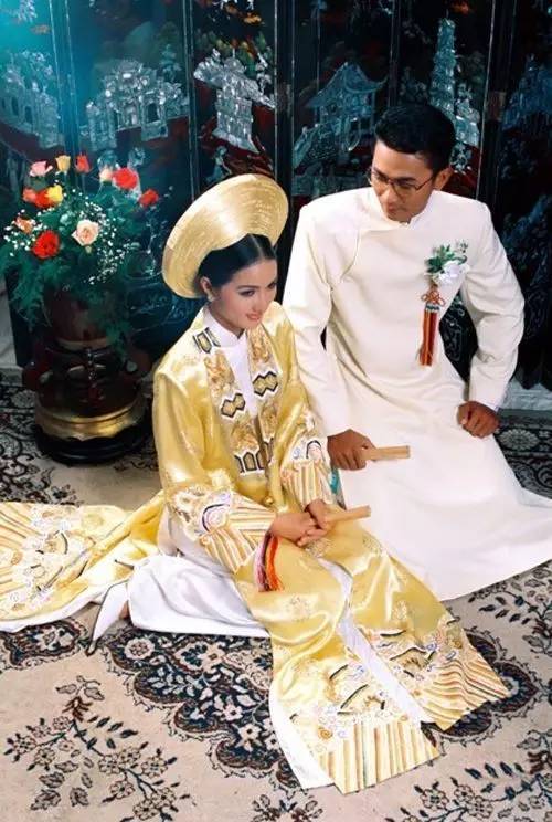 世界各國傳統(tǒng)婚禮服飾盤點(diǎn)！最驚艷的還是那一抹中國紅！  第10張