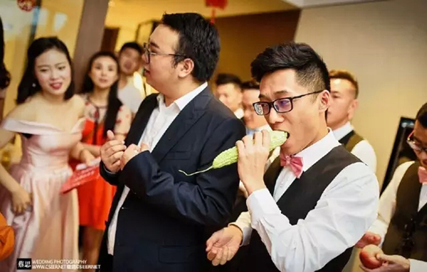 這都是什么魔鬼接親游戲？第一個就給跪了！  第7張