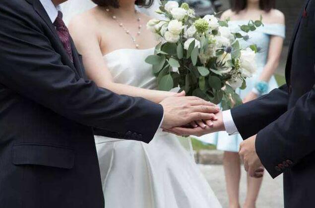 證婚人在婚禮上應該怎么說?證婚人致辭精選推薦  第3張