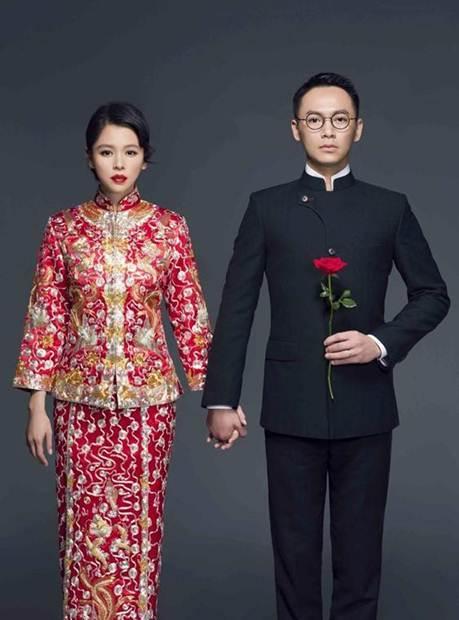 婚禮上新娘三套禮服是“標配”，那么新郎應該準備幾套禮服呢？  第6張