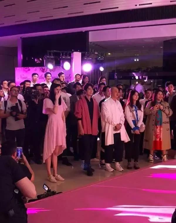 賭王之子求婚名模奚夢瑤，求婚現(xiàn)場細(xì)節(jié)曝光！  第2張
