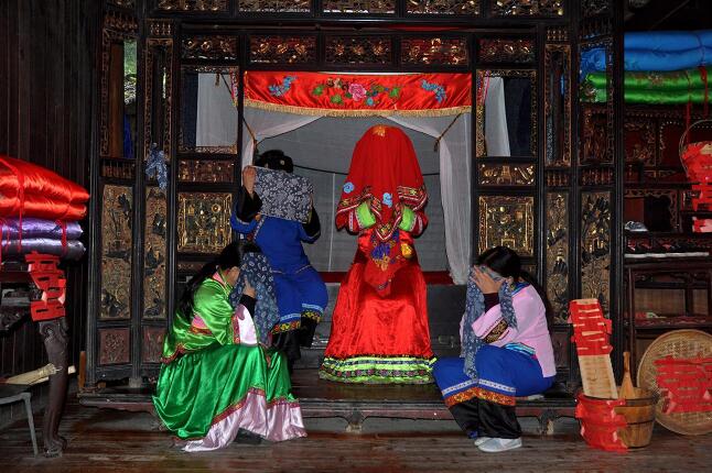 什么是哭嫁 哭嫁習(xí)俗是怎樣的