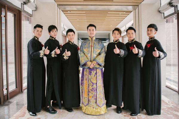 結婚的時候伴郎要做什么