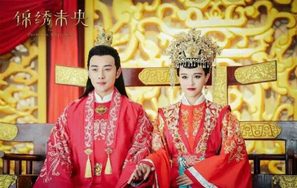 鳳冠霞帔婚紗價格是多少  第3張