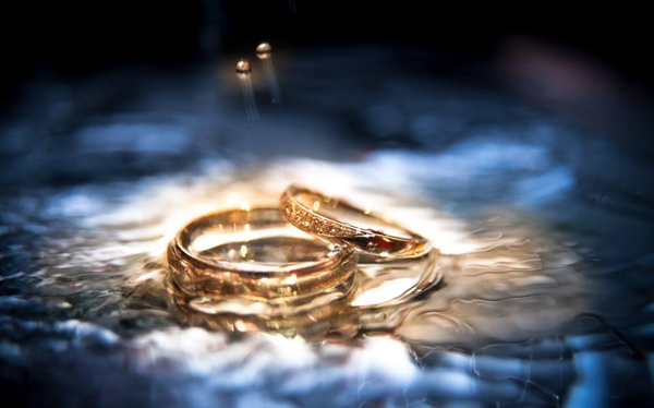 結婚為什么要買鉆戒？婚姻里鉆戒代表什么？  第4張