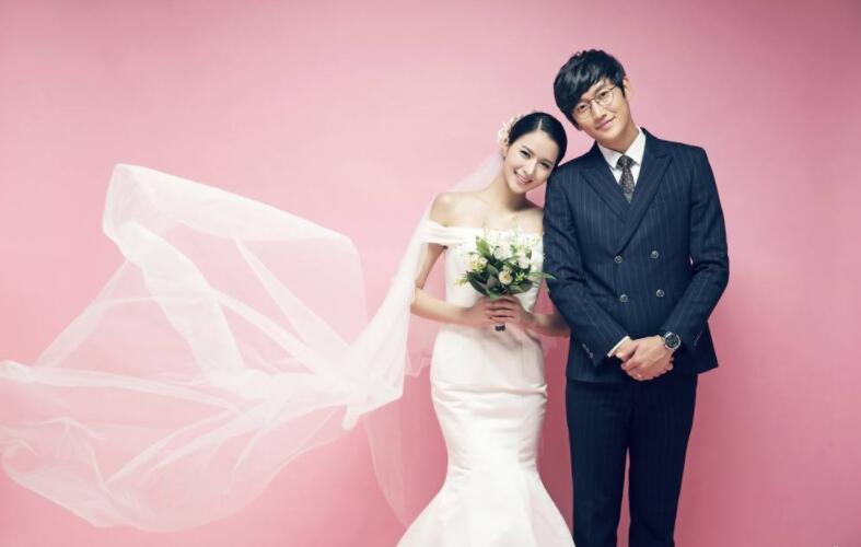 婚紗照到底該拍多少套造型?5個問題為你答疑解惑 第1張