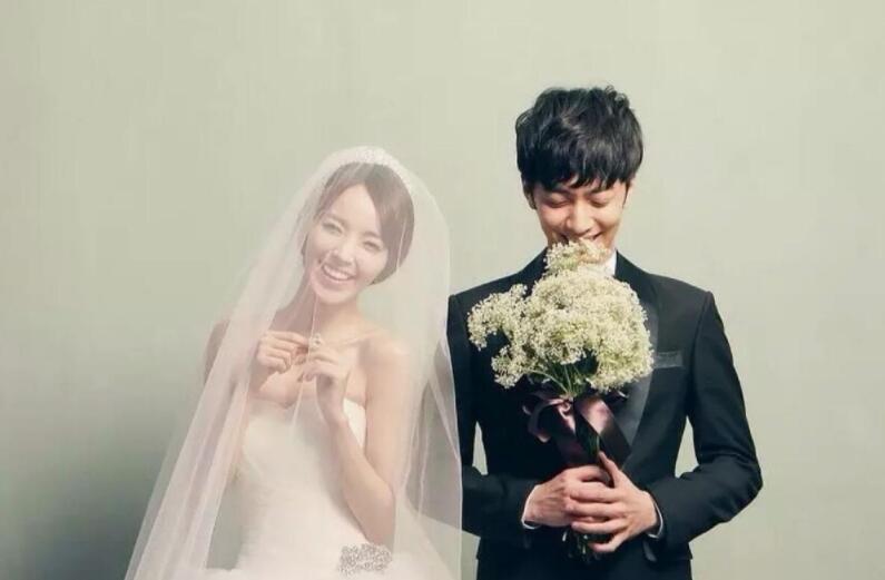 婚紗照到底該拍多少套造型?5個問題為你答疑解惑 第2張