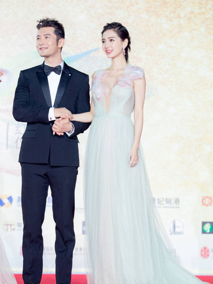 當季流行穿什么？看看明星怎么選婚紗！  第3張