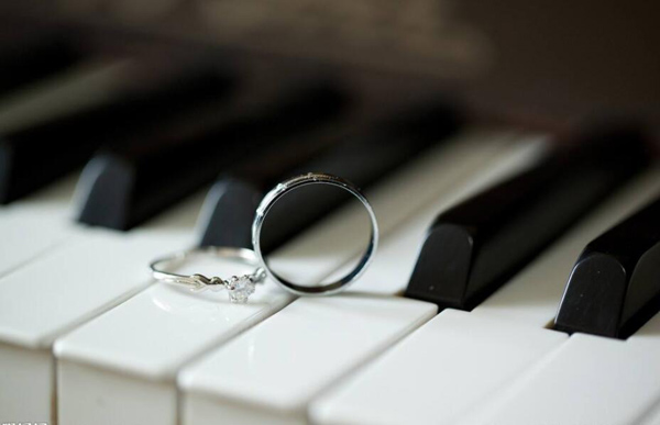 婚禮鋼琴曲有哪些 超好聽的婚禮鋼琴曲推薦