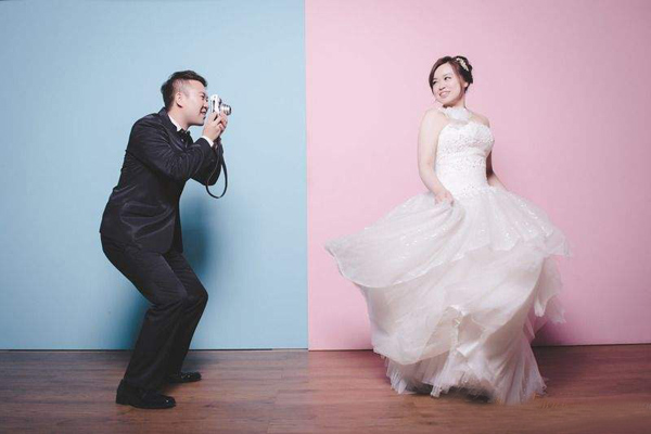 胖女孩婚紗照怎么拍才好看 胖女孩拍婚紗照小技巧