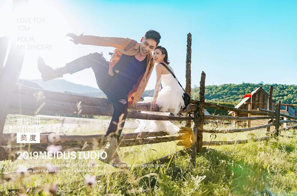 烏魯木齊婚紗攝影哪家好?烏魯木齊婚紗攝影人均消費(fèi)是多少? 第3張