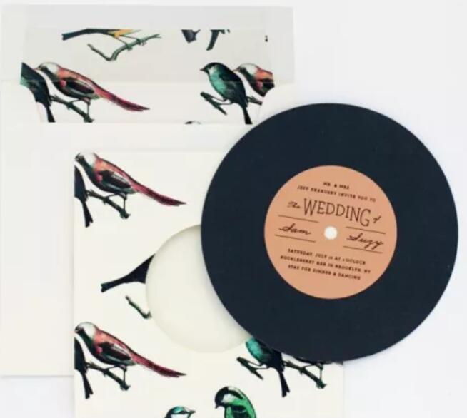 結(jié)婚請(qǐng)柬不時(shí)尚,沒新意? 那大概是你還沒看過這些請(qǐng)柬! 第11張