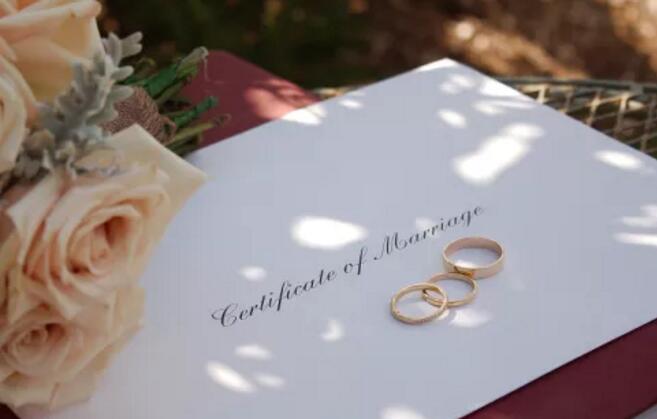 兩個人都在異地怎么領證？沒有戶口本可以領結婚證嗎？  第2張