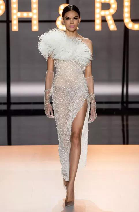 美到令人窒息的婚紗禮服新品，看一次想結(jié)一次婚啊！  第4張