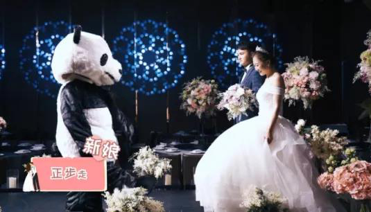 婚禮儀式：新娘穿拖尾婚紗如何優雅入場？  第5張