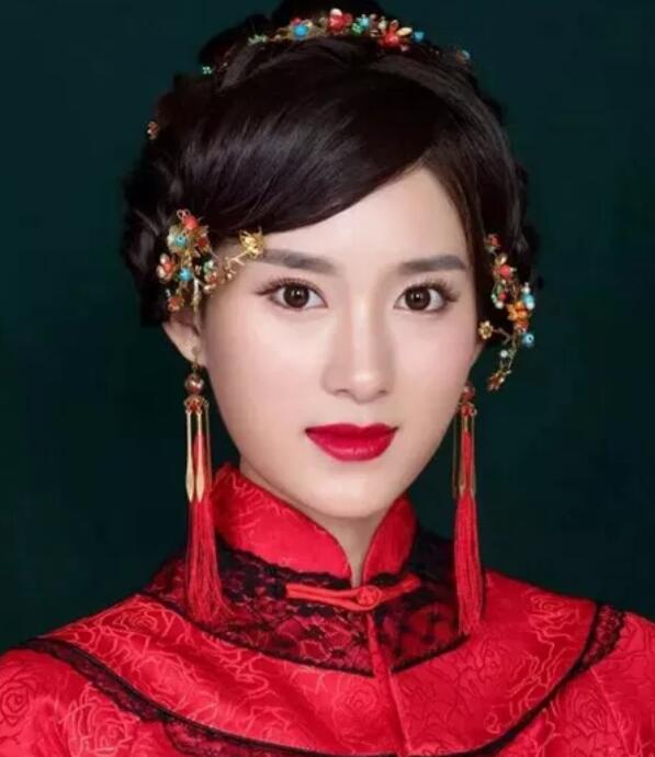 2020驚艷的10款中式新娘發(fā)型推薦，每一款都好喜歡  第5張