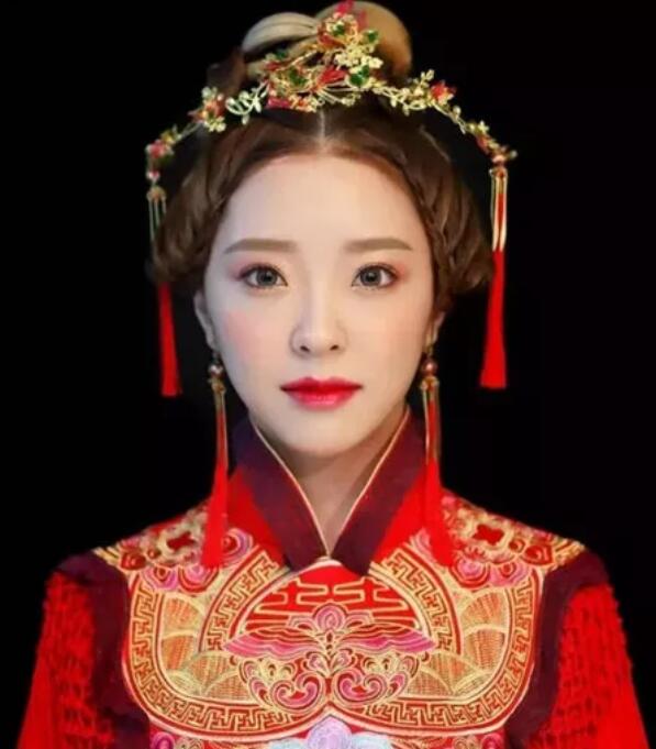 2020驚艷的10款中式新娘發(fā)型推薦，每一款都好喜歡  第7張