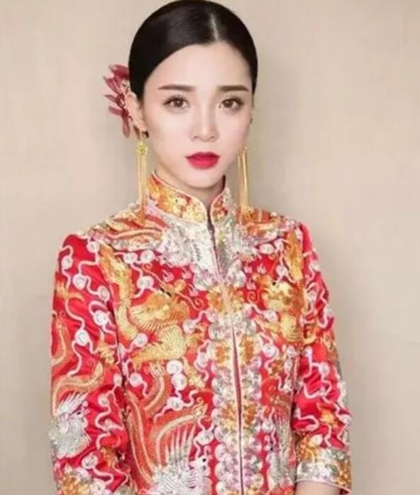 2020驚艷的10款中式新娘發(fā)型推薦，每一款都好喜歡  第9張