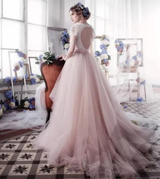 結婚數據｜租婚紗一定比買婚紗劃算？聽聽她們怎么說…  第5張