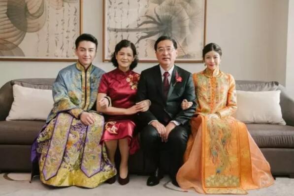 劉詩(shī)詩(shī)媽媽氣質(zhì)，韓庚媽媽優(yōu)雅！婚禮上媽媽們這樣穿真的得體又好看！  第6張