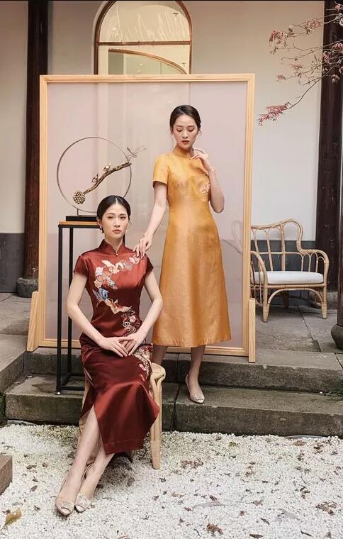 劉詩(shī)詩(shī)媽媽氣質(zhì)，韓庚媽媽優(yōu)雅！婚禮上媽媽們這樣穿真的得體又好看！  第8張