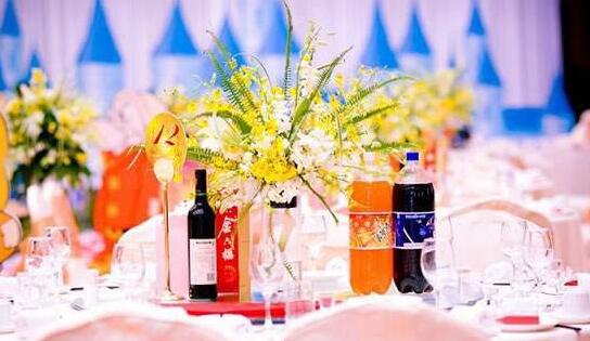 結(jié)婚選婚宴喜酒，這樣搭配才合理！  第1張