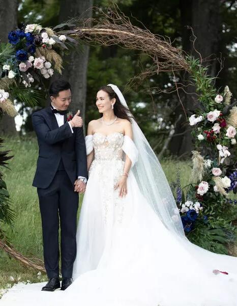 如何讓婚禮當天的你艷驚四座？除了婚紗，還有頭紗！  第2張