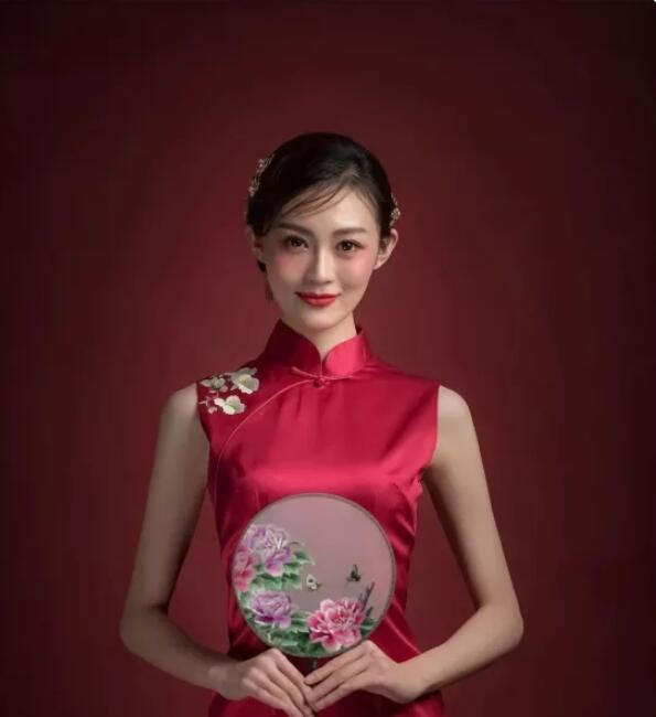 最受新娘青睞的中式嫁衣，你真的穿對了嗎？  第15張