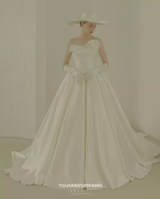 秋冬婚禮保暖秘笈|從婚紗禮服到必備婚品，氣質時髦又保暖！  第13張