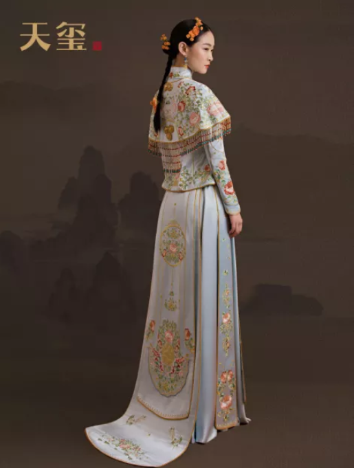 龍鳳褂、秀禾服、馬來褂傻傻分不清楚，中式禮服怎么選？看這篇就夠！  第10張