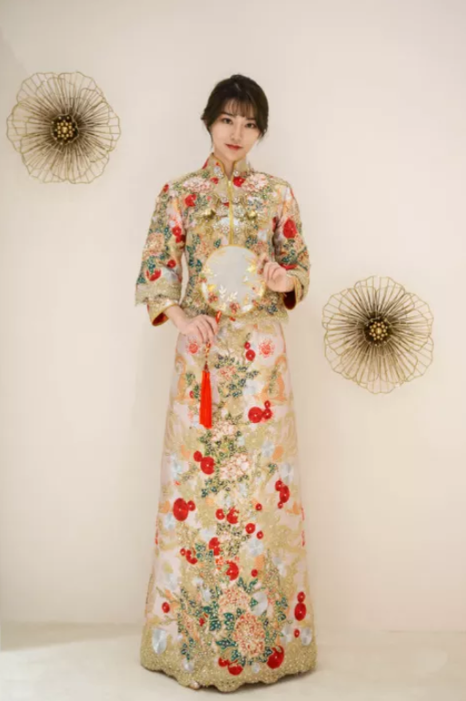 龍鳳褂、秀禾服、馬來褂傻傻分不清楚，中式禮服怎么選？看這篇就夠！  第18張