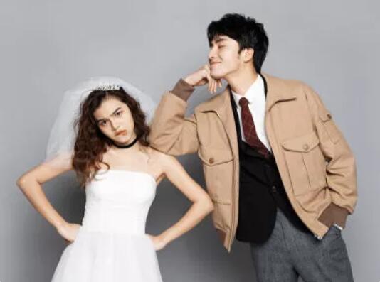 32個婚紗照Pose合集，拯救你的拍婚紗照尷尬癥！  第16張