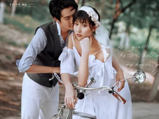 32個婚紗照Pose合集，拯救你的拍婚紗照尷尬癥！  第12張