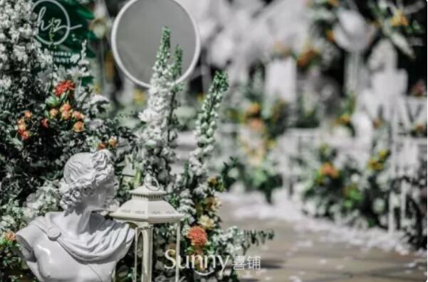 婚禮就是要“出色”！圖解2021春夏婚禮配色靈感！  第8張