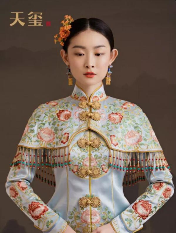婚禮上的這些“司藤”風禮服，讓你秒變國風美人！  第3張