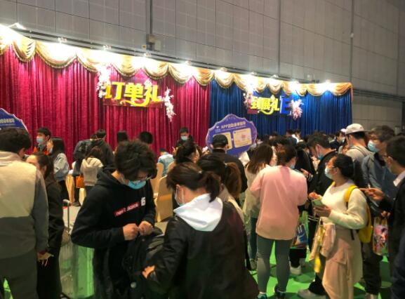 上海婚博會周六一天成交4.31億元，看看他們都買了些什么！  第23張