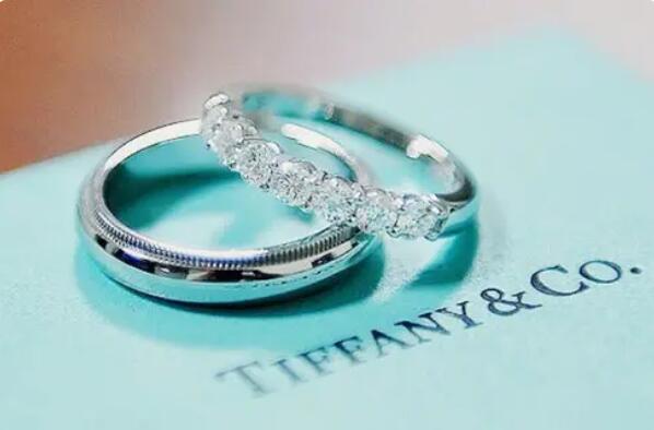 18k金和鉑金哪個保值,鉆戒托買什么材質好? 第7張